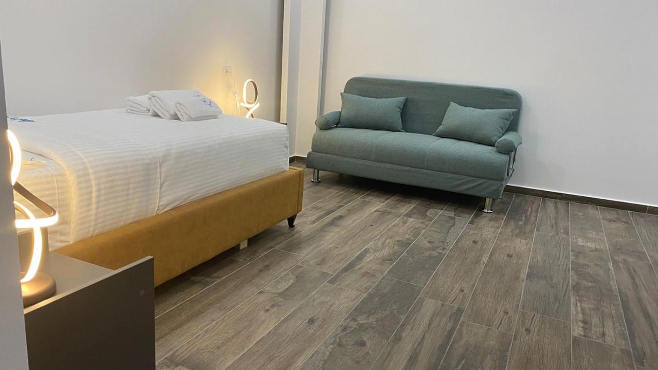Bujtina Xhabakja Otel Belsh Dış mekan fotoğraf