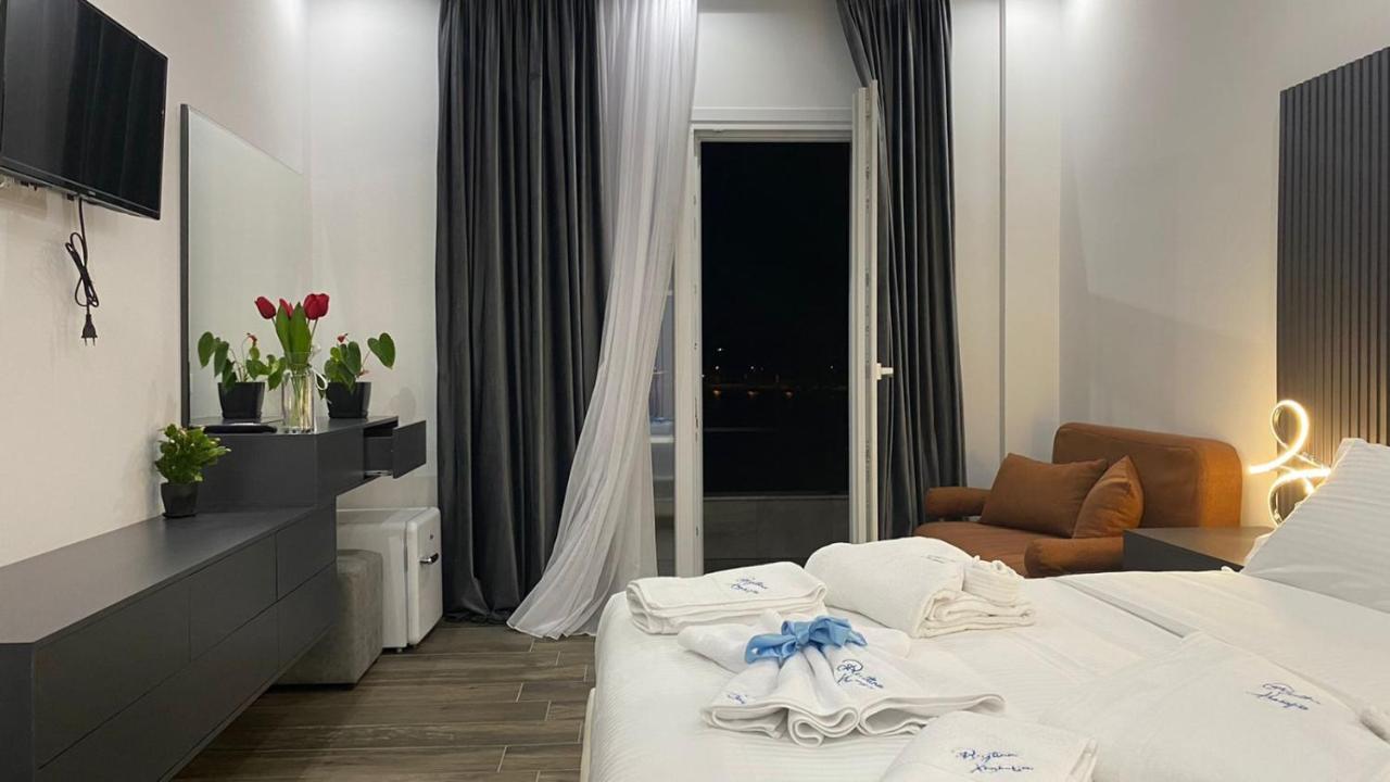 Bujtina Xhabakja Otel Belsh Dış mekan fotoğraf