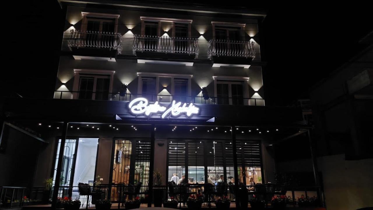 Bujtina Xhabakja Otel Belsh Dış mekan fotoğraf